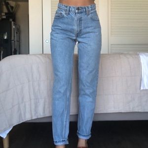 High waisted Levi’s jeans